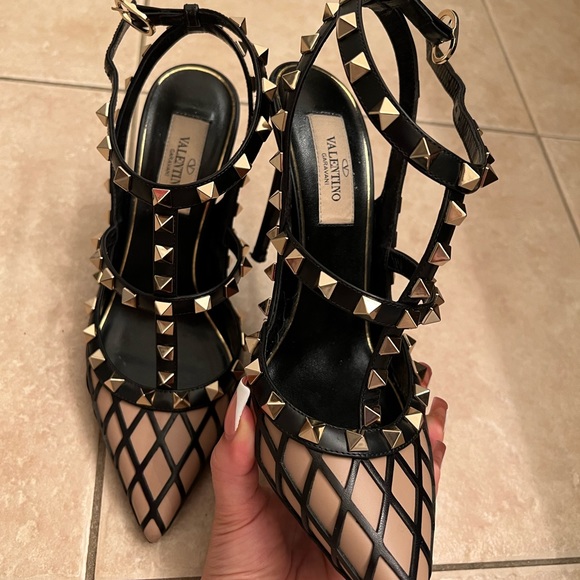 Valentino - Boudoir Rockstud Ankle Strap Pump (Limited Edition) - Picture 1 of 5